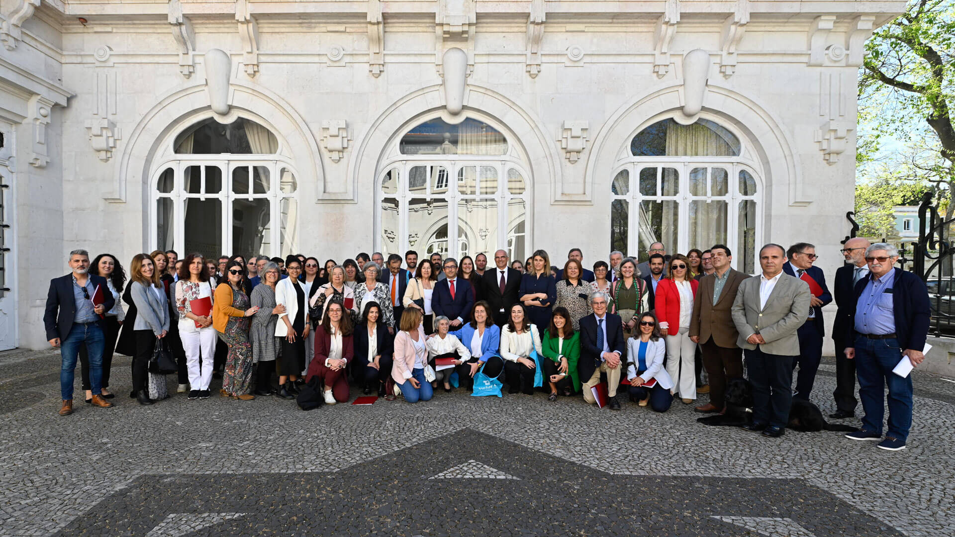 Intervenientes à porta do Pestana Palace